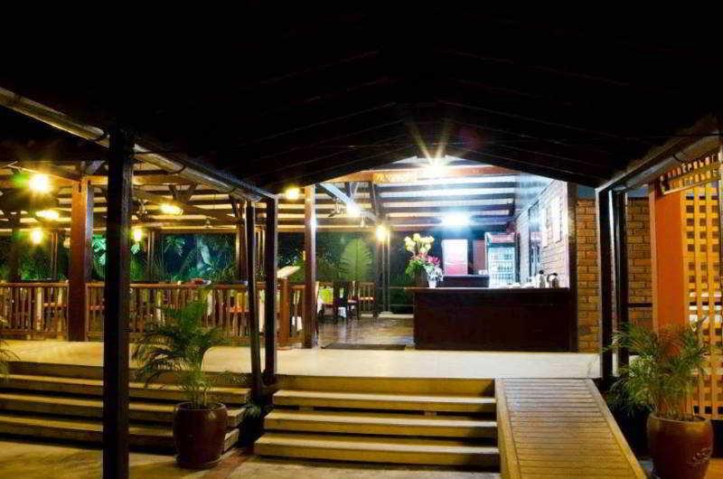 Dm Hoteles Tarapoto Exterior photo